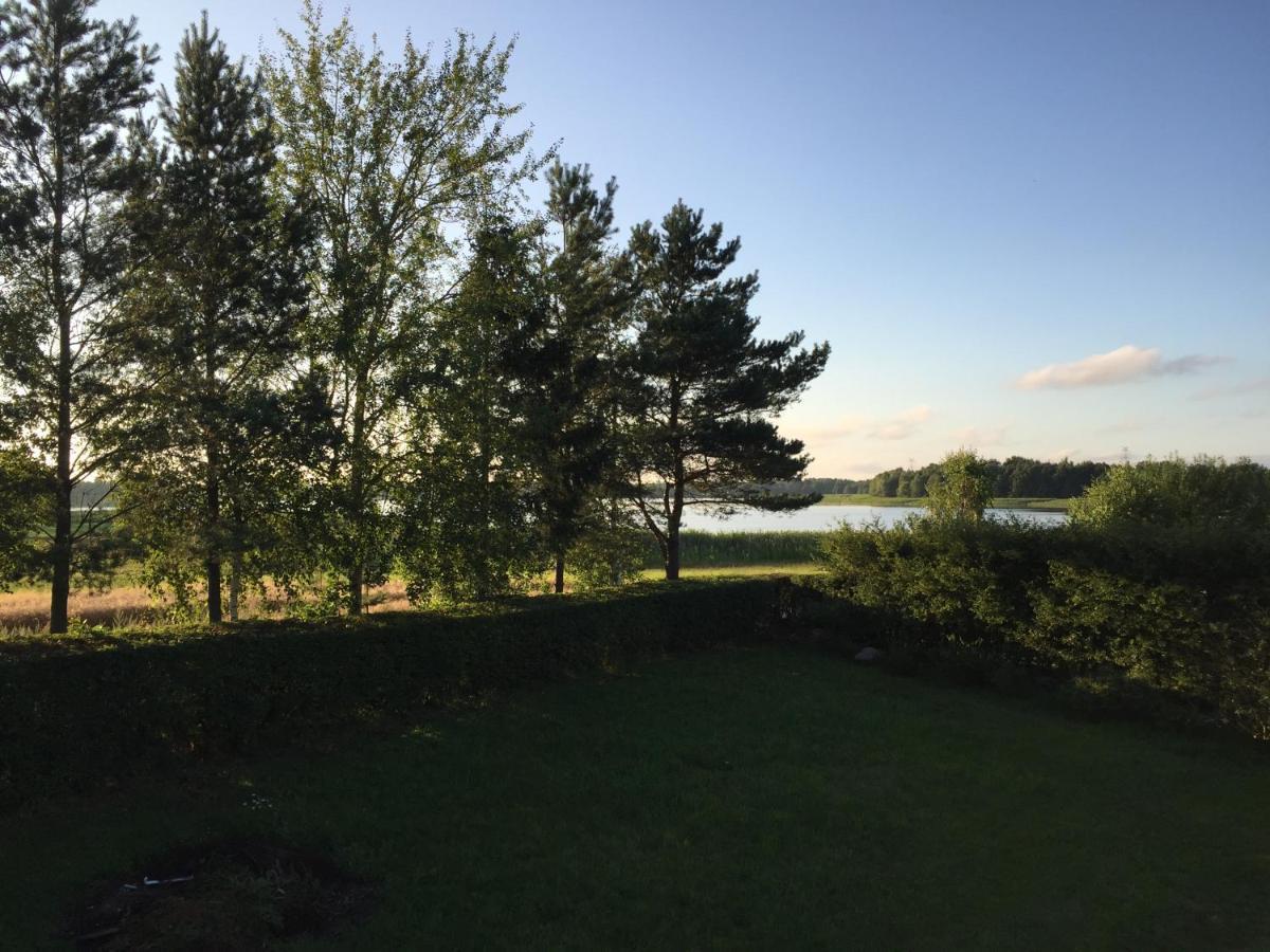 Domek Nad Jeziorem Otalzyno Pomieczyno エクステリア 写真